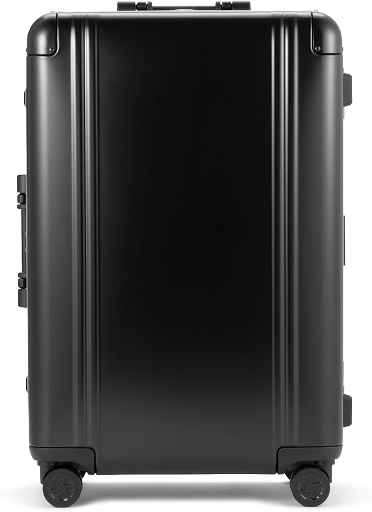 Amazon.com | ZERO Halliburton Classic Aluminum 3.0 Medium