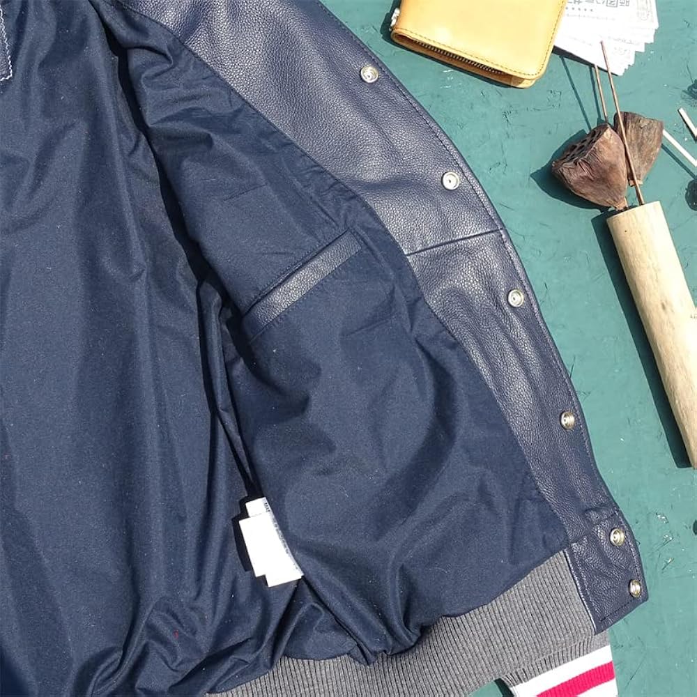 Amazon | 限定 Classic 本革 レトロ ワッペン仕様 レザー スタジャン