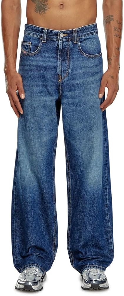 Diesel 2001 D-Macro - Straight Jeans at Amazon Men's Clothing store