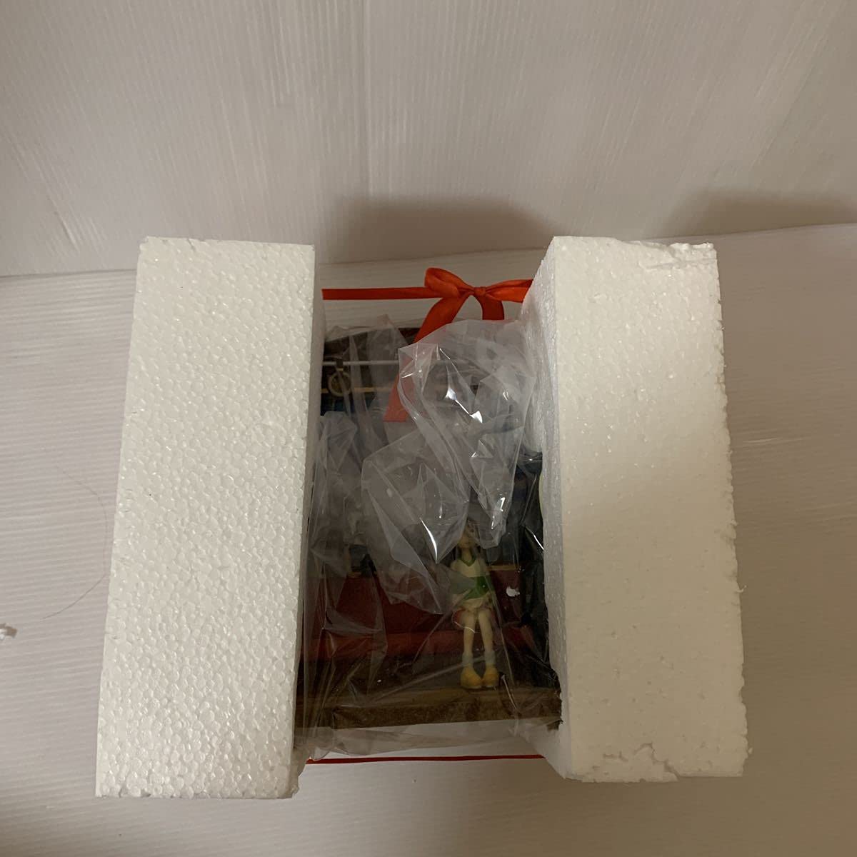 Amazon.co.jp: 千と千尋の神隠し フォトフレーム付きブックスタンド