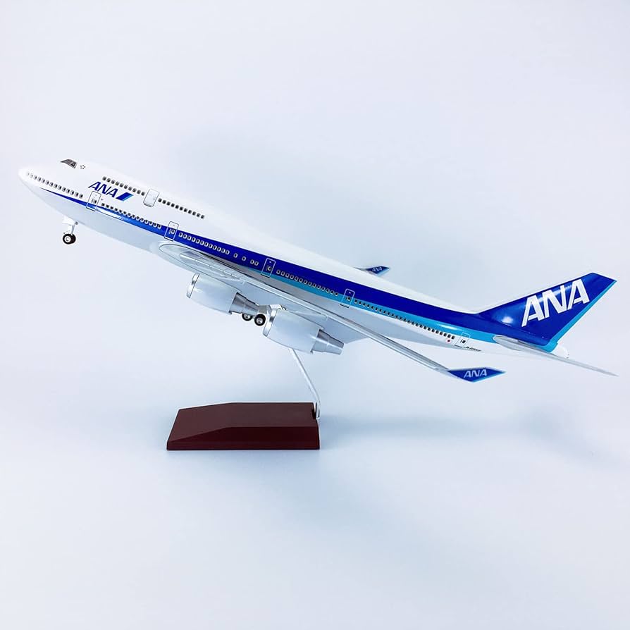 Amazon.co.jp: 18.5インチANA B747-400ホイール付き航空機モデル