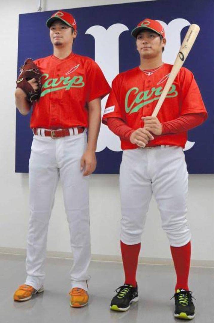 Amazon.co.jp: 広島 東洋 カープ 限定 ユニフォーム L 新井貴浩 25