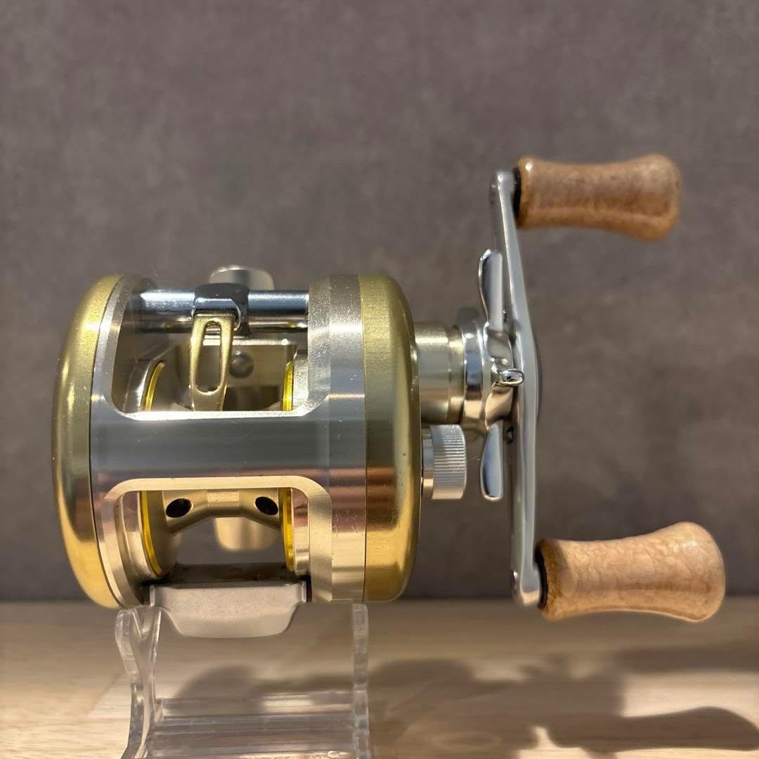 ダイワ ミリオネアCV-Z203 右巻き 一部改造品 ダイワ ミリオネア 203