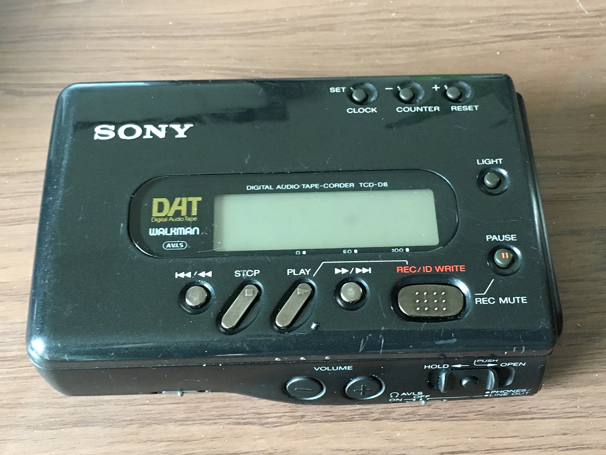 Amazon.co.jp: SONY TCD-D8 DATウォークマン (premium vintage) : 家電