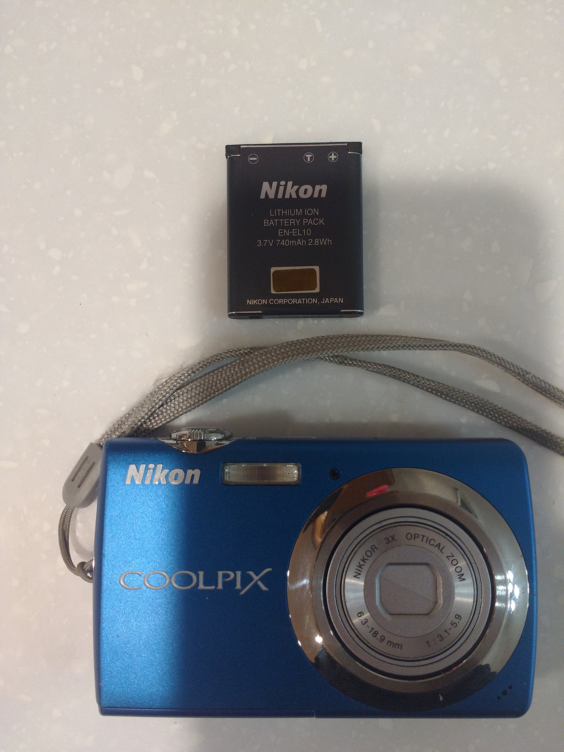 Amazon.com : Nikon Coolpix S220 10MP Digital Camera with 3x
