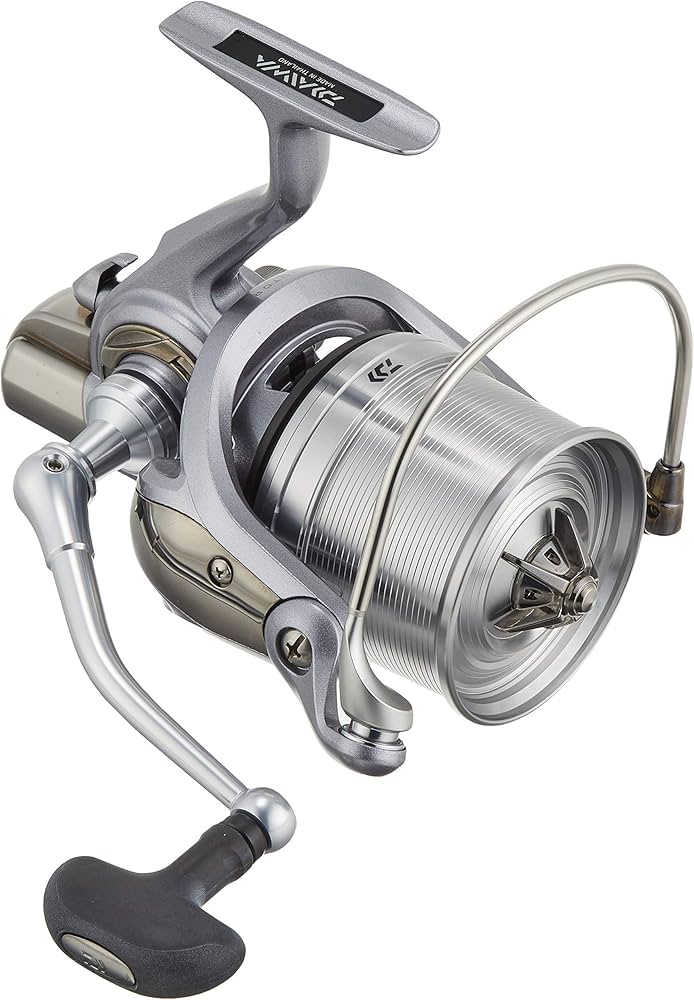 Amazon | ダイワ(DAIWA) スピニングリール(投げ・遠投) 15 グランド