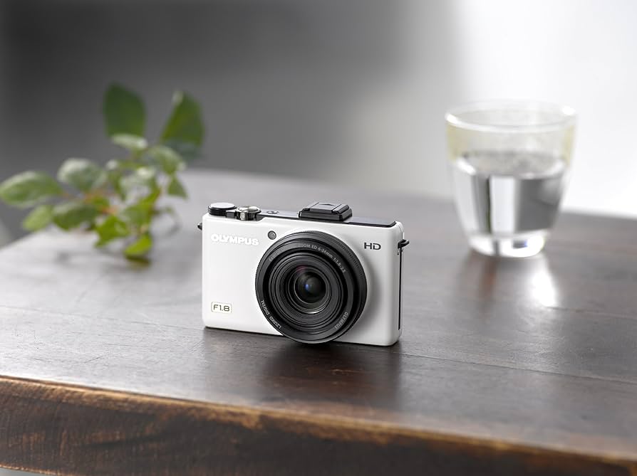 Amazon.com : XZ-1 White - International Version (No Warranty