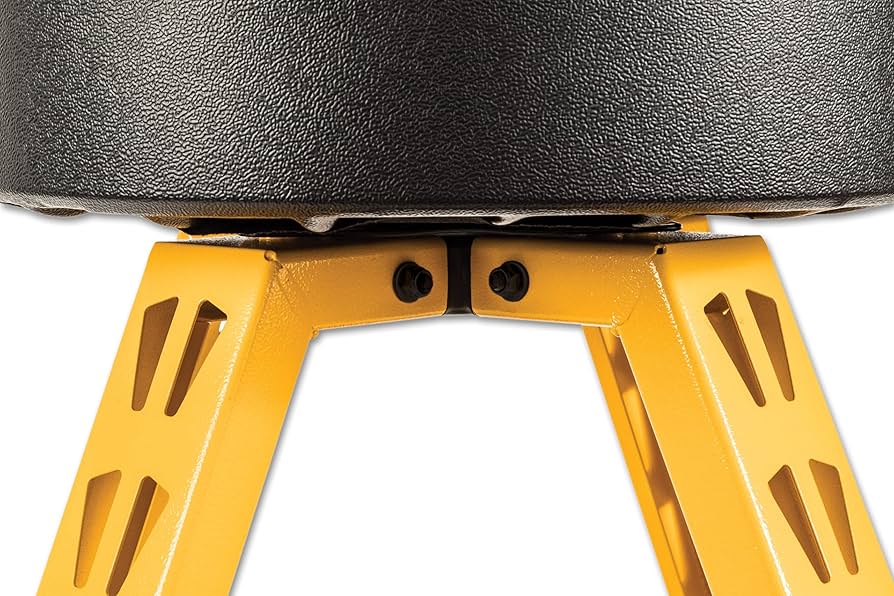 Amazon｜DEWALT ガレージやショップ用 頑丈な金属製スツール 360回転