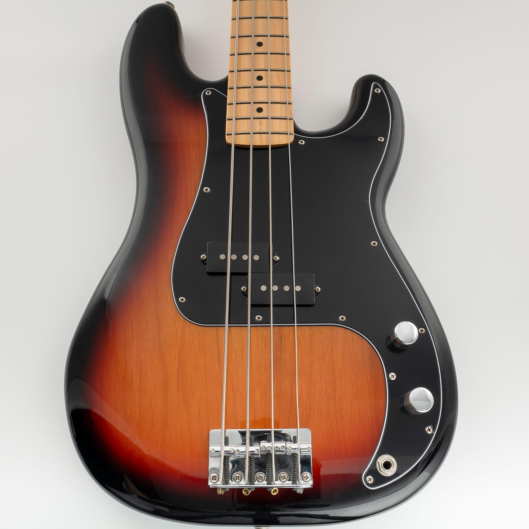 Amazon | Musiclily 13穴 PBプレシジョンベース用ピックガードFender