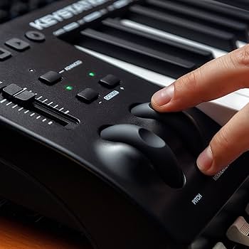 Amazon.com: M-AUDIO Keystation 61 MK3 - Synth Action 61 Key USB