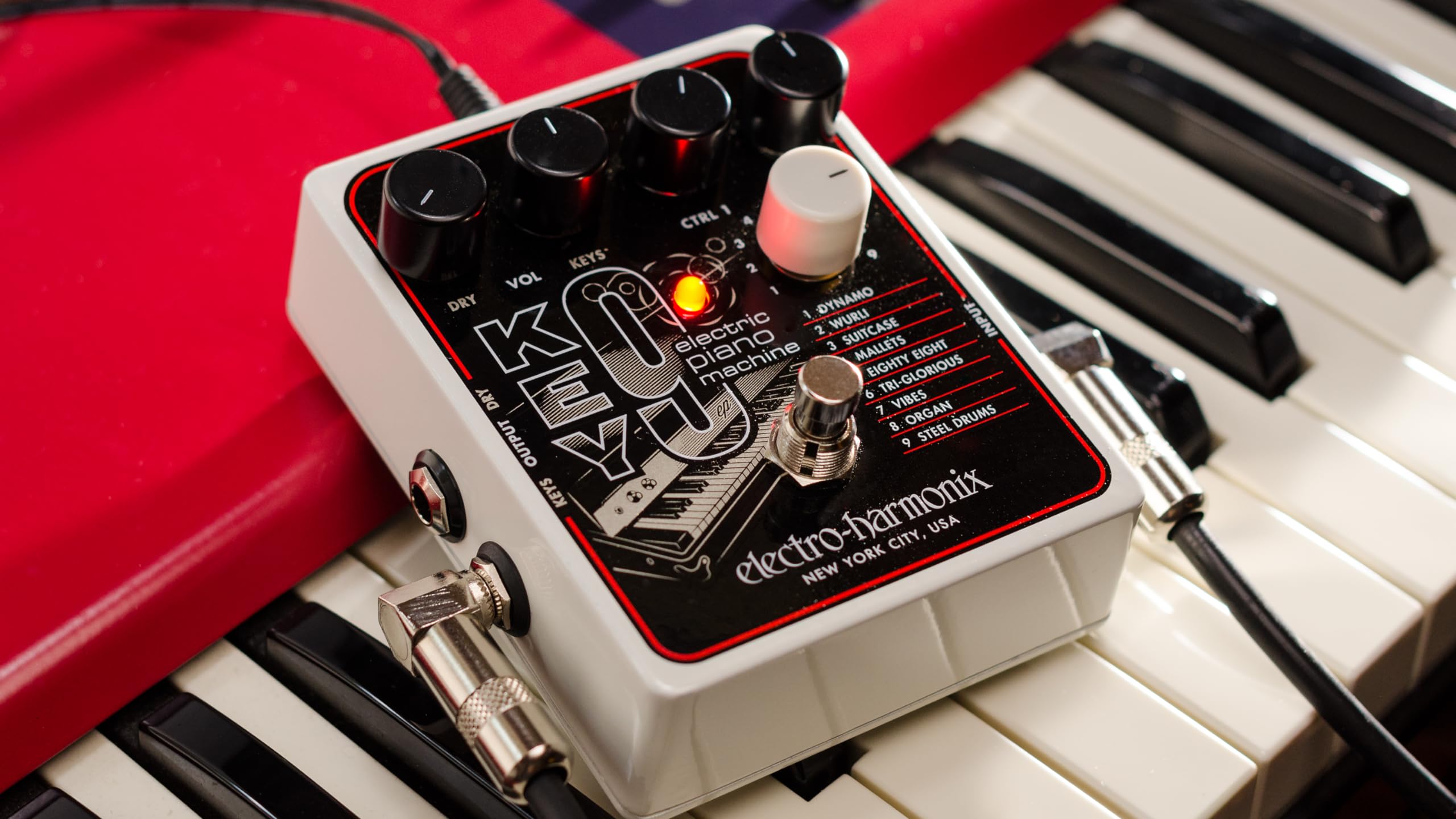Amazon.com: Electro-Harmonix KEY9 Electric Piano Machine Pedal