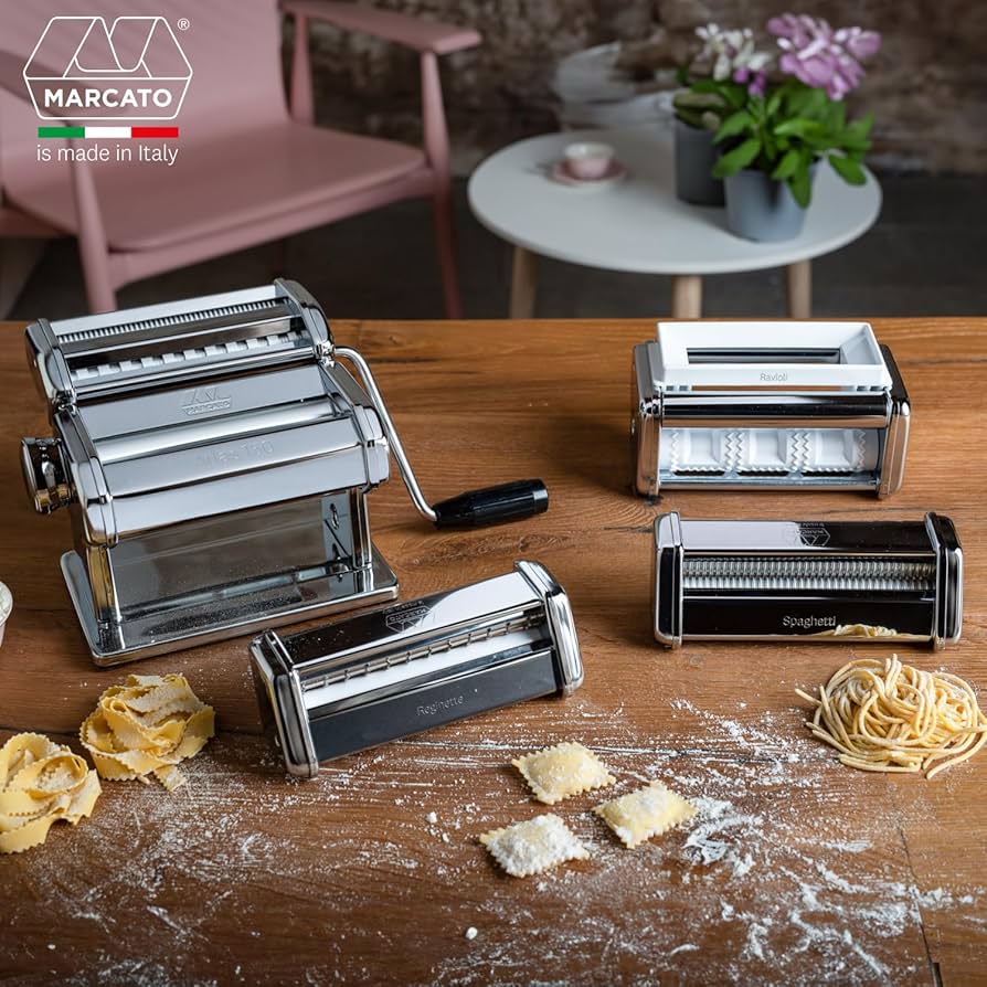 Amazon｜Kit Multipasta Marcato : machine Atlas 150 + 4 accessoires