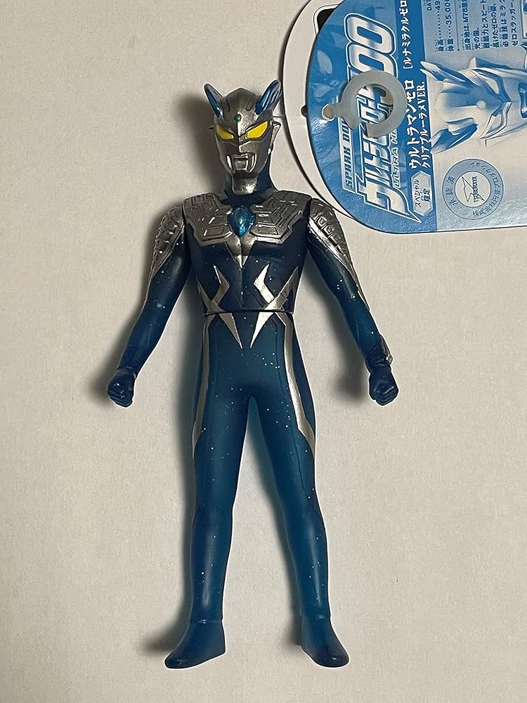 12/16まで限定価格！ マックストイ ウルトラマン クリアブルーラメ