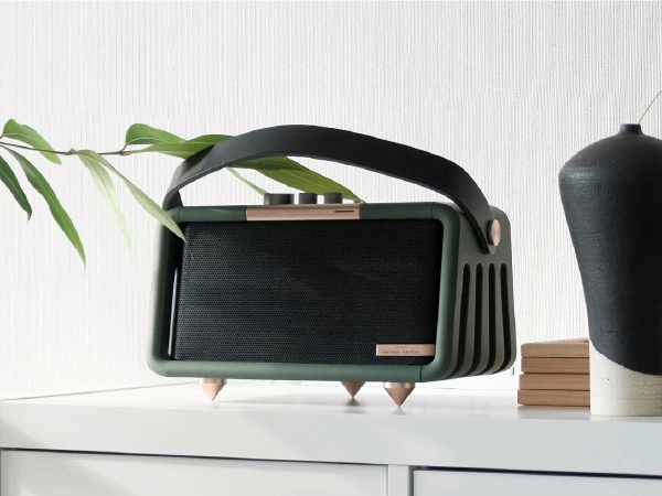 Amazon.co.jp: NOMVDIC X300 モバイルプロジェクター 【三脚なしで天井