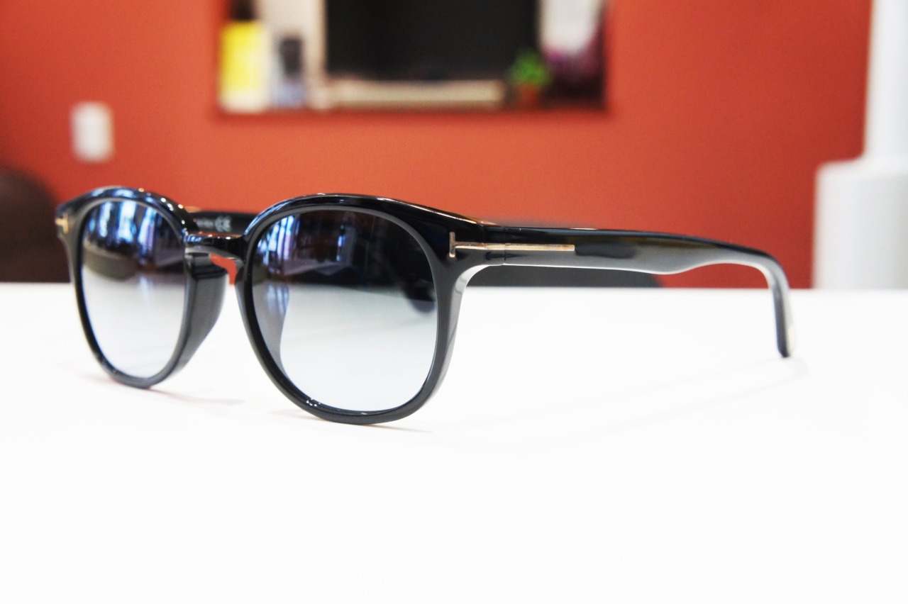 TOMFORDからお洒落なサングラス「TF399-F Frank」をご紹介します