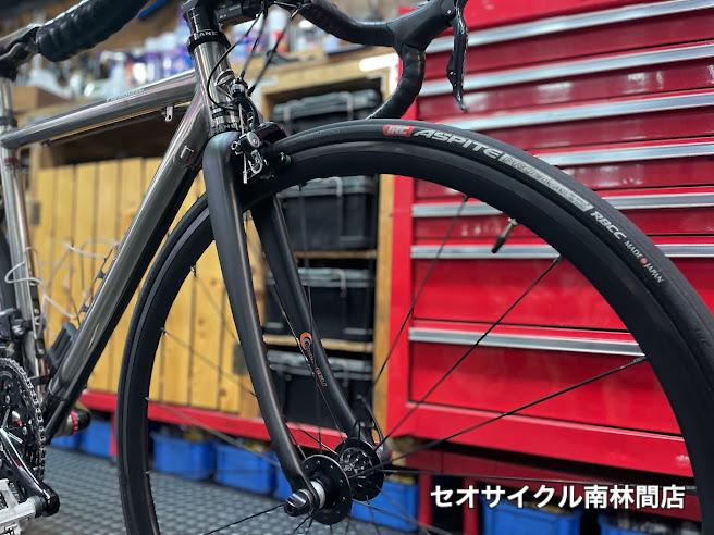 パナチタンにOnebyESU『OBS-R11』フルカーボンフォークに交換です
