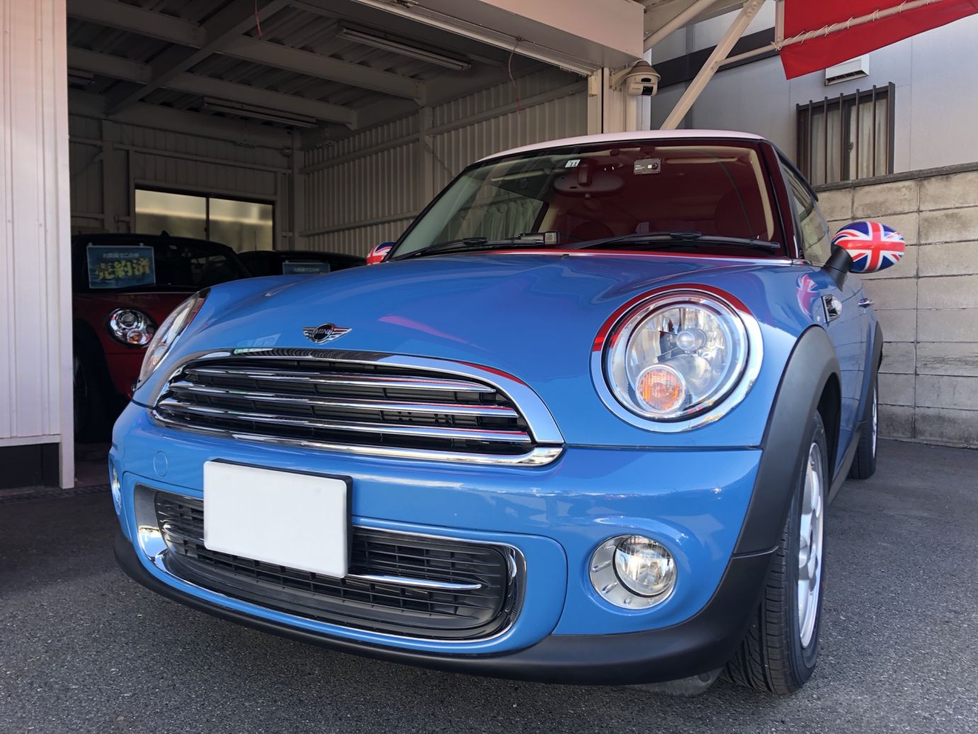 ミニ クーパー 【カイトブルー×ホワイトルーフ】ご納車｜MINI PARK
