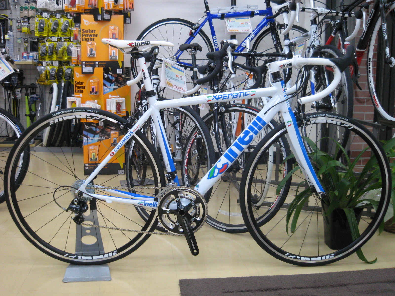 Cinelli Experience VELOCE MIX CT 2011年モデルが入荷しました