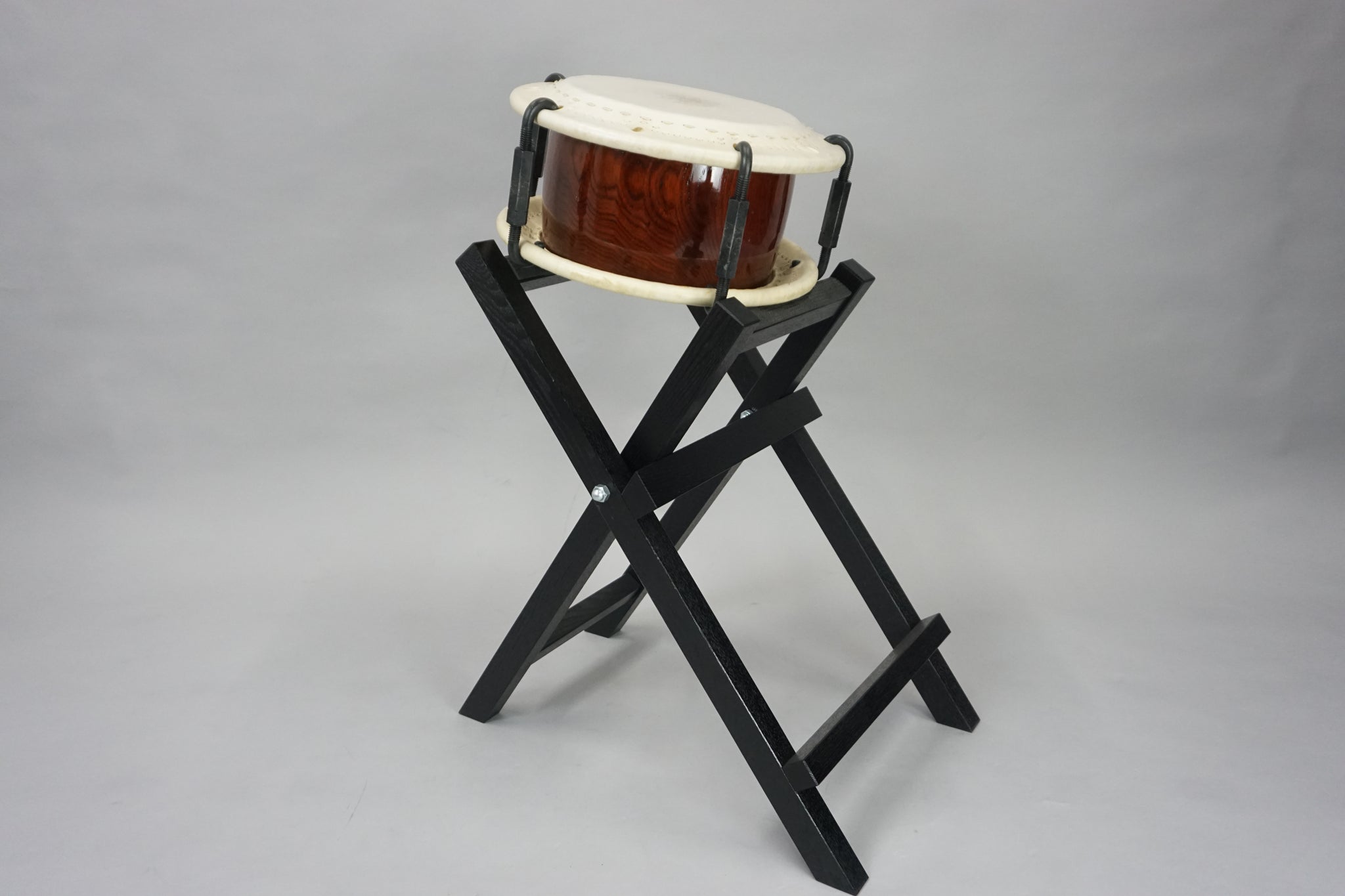 締太鼓 テレン台 バチ2本付 中古良品 締太鼓 テレン台 バチ2本付 中古