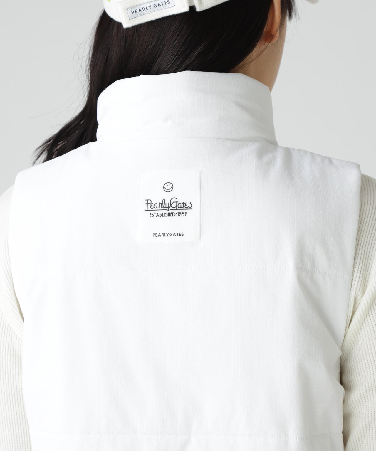 合繊×フリース片面起毛中綿フルジップアップベスト ＜ストリート花柄