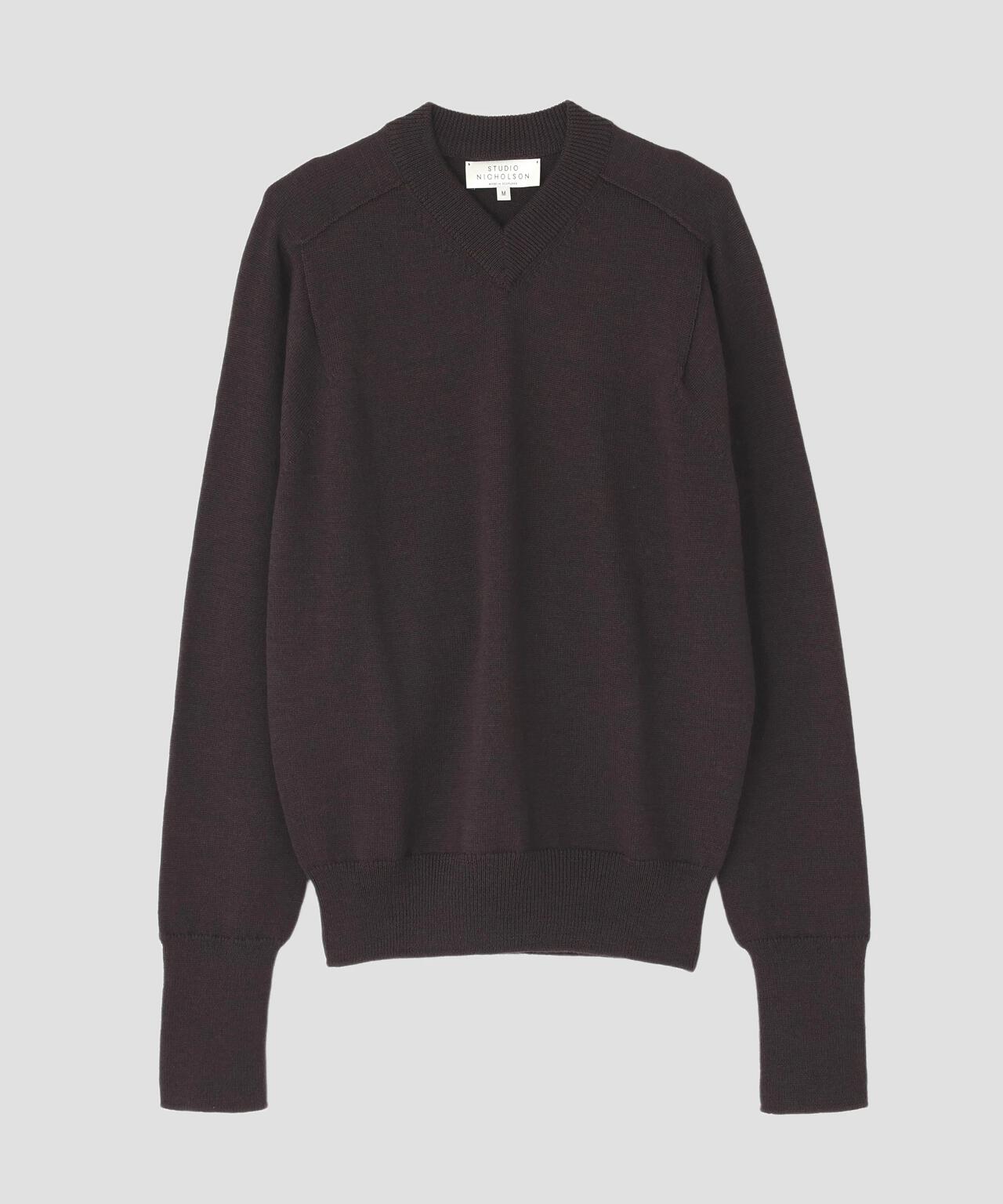STUDIO NICHOLSON / EXTRAFINE MERINO V NECK JUMPER | THE LIBRARY