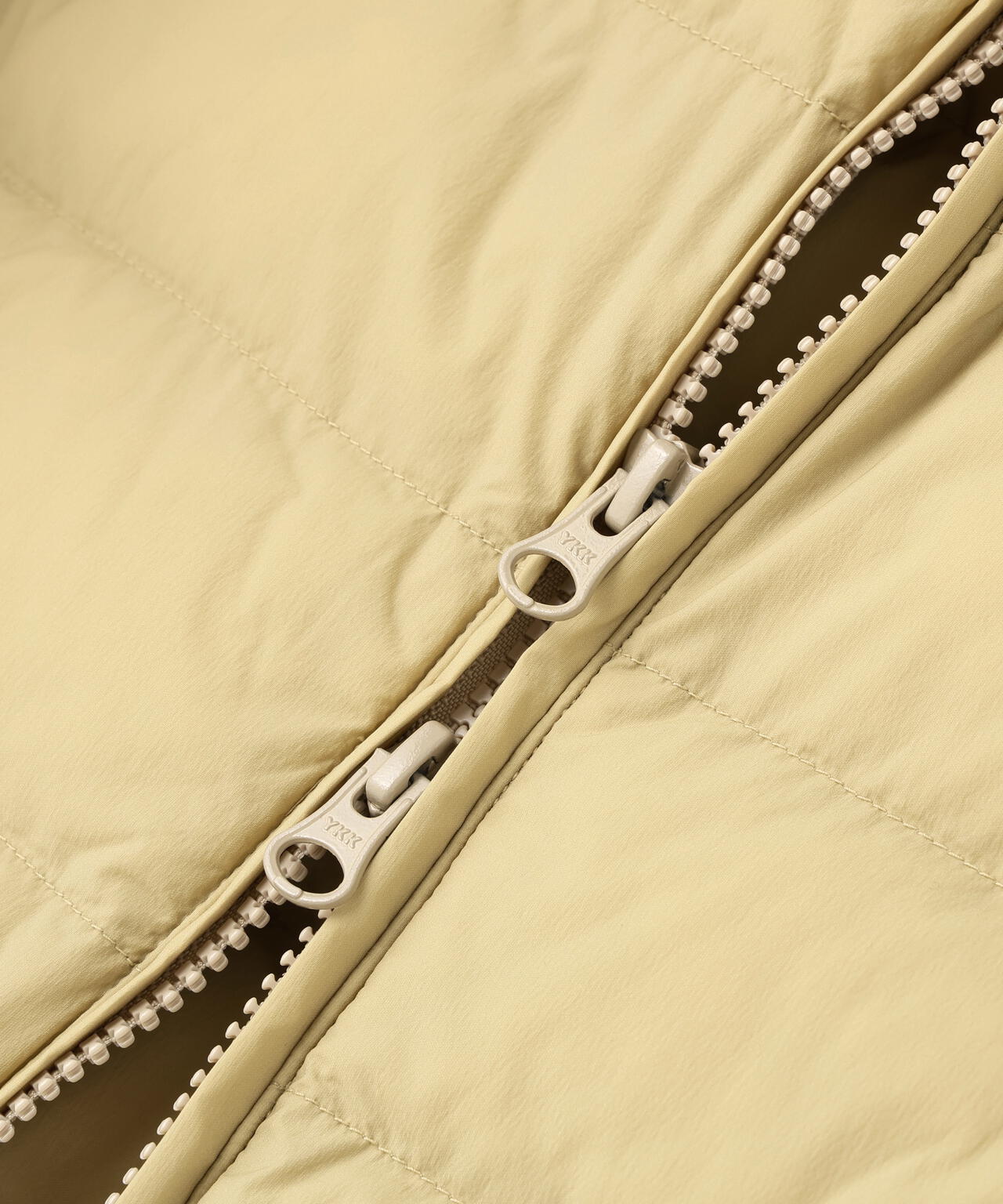 直営店舗&公式オンライン限定】薄中綿ジップアップブルゾン | Jack