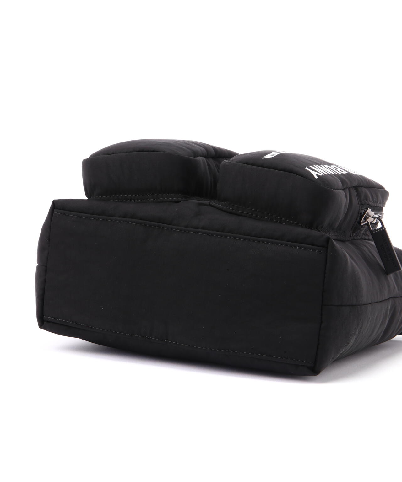 アウトポケット ショルダー付バッグ (UNISEX) | MASTER BUNNY EDITION