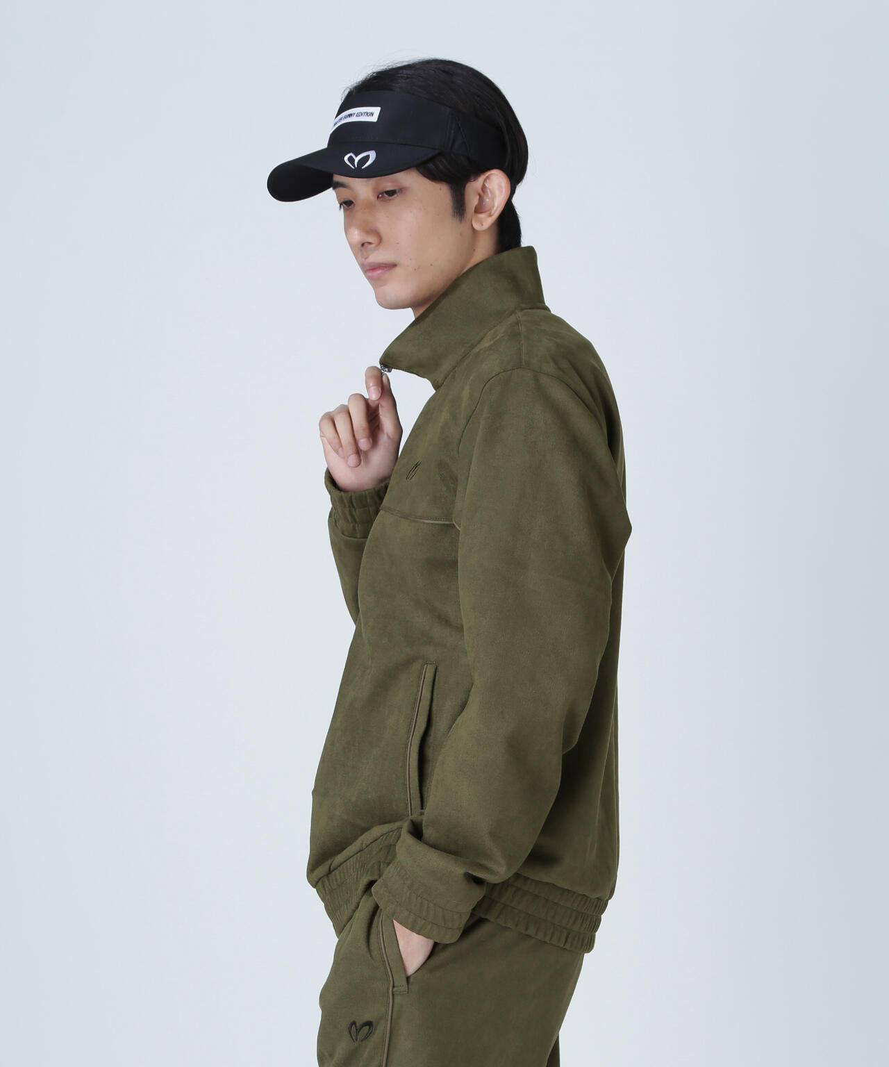 スウェードタッチスムースジャケット | MASTER BUNNY EDITION