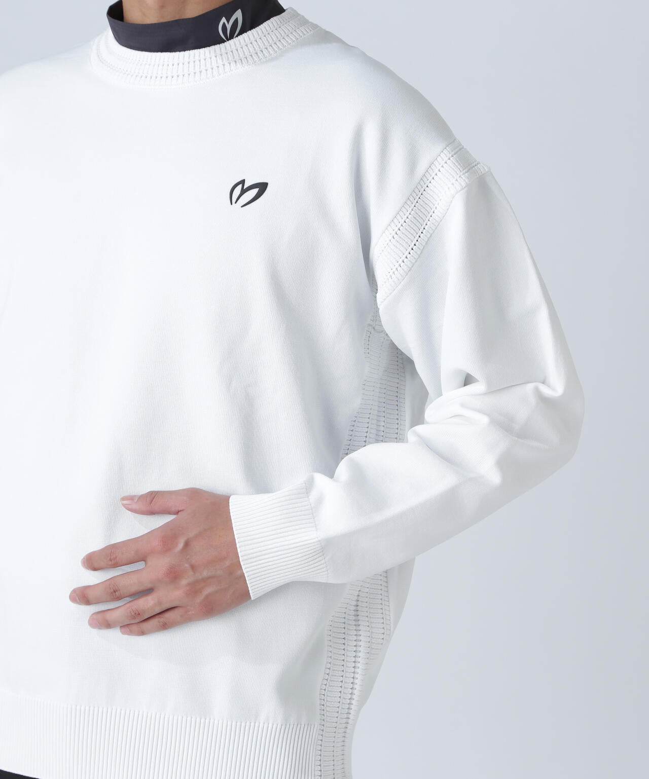 クルーネックニットプルオーバー | MASTER BUNNY EDITION（マスター