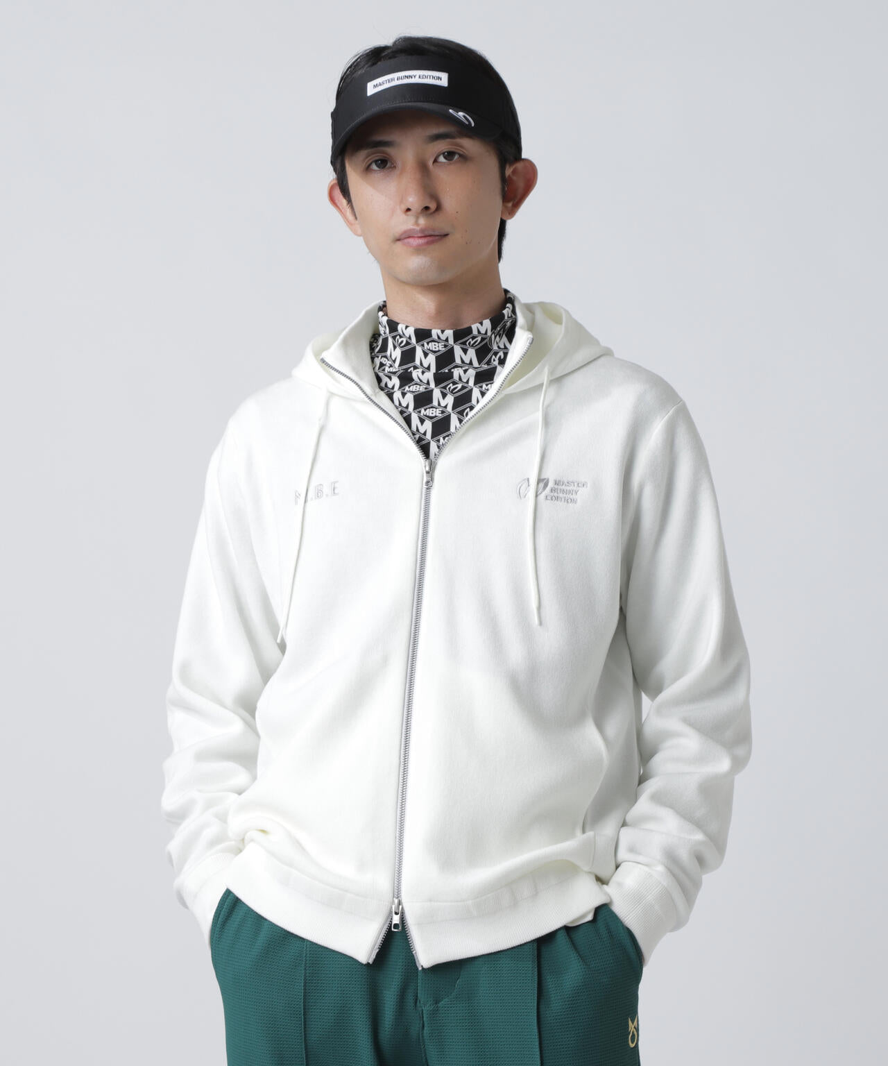 極美品マスターバニーエディション中綿入りヘアリースリーブWジップ