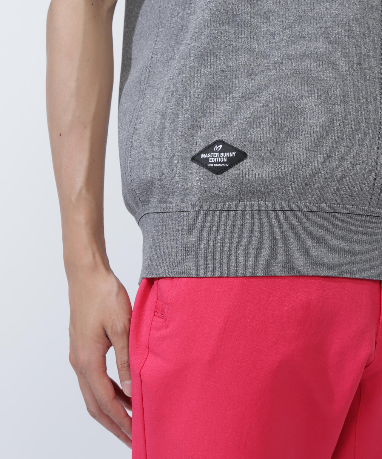 クルーネックニットベスト | MASTER BUNNY EDITION（マスターバニー