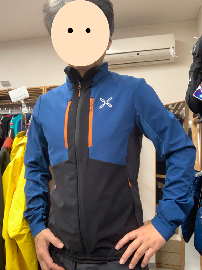 通年使えるソフトシェルジャケットのお買い得品
