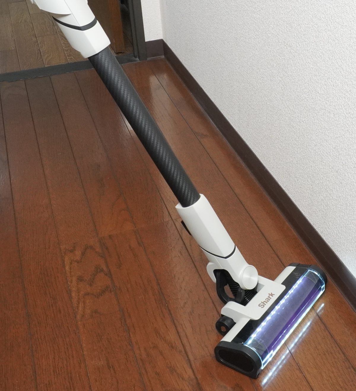使い勝手よすぎの最新掃除機】1カ月試してわかった！ 「シャーク」の新