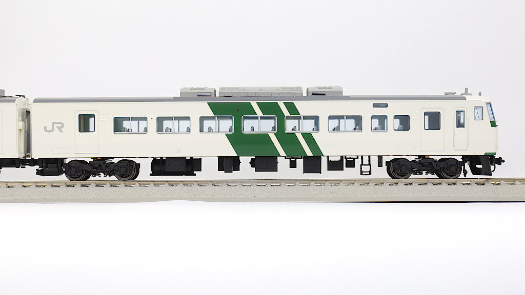 天賞堂 [55054] 185系0番代 踊り子色（JR晩年仕様）基本4両セット (1
