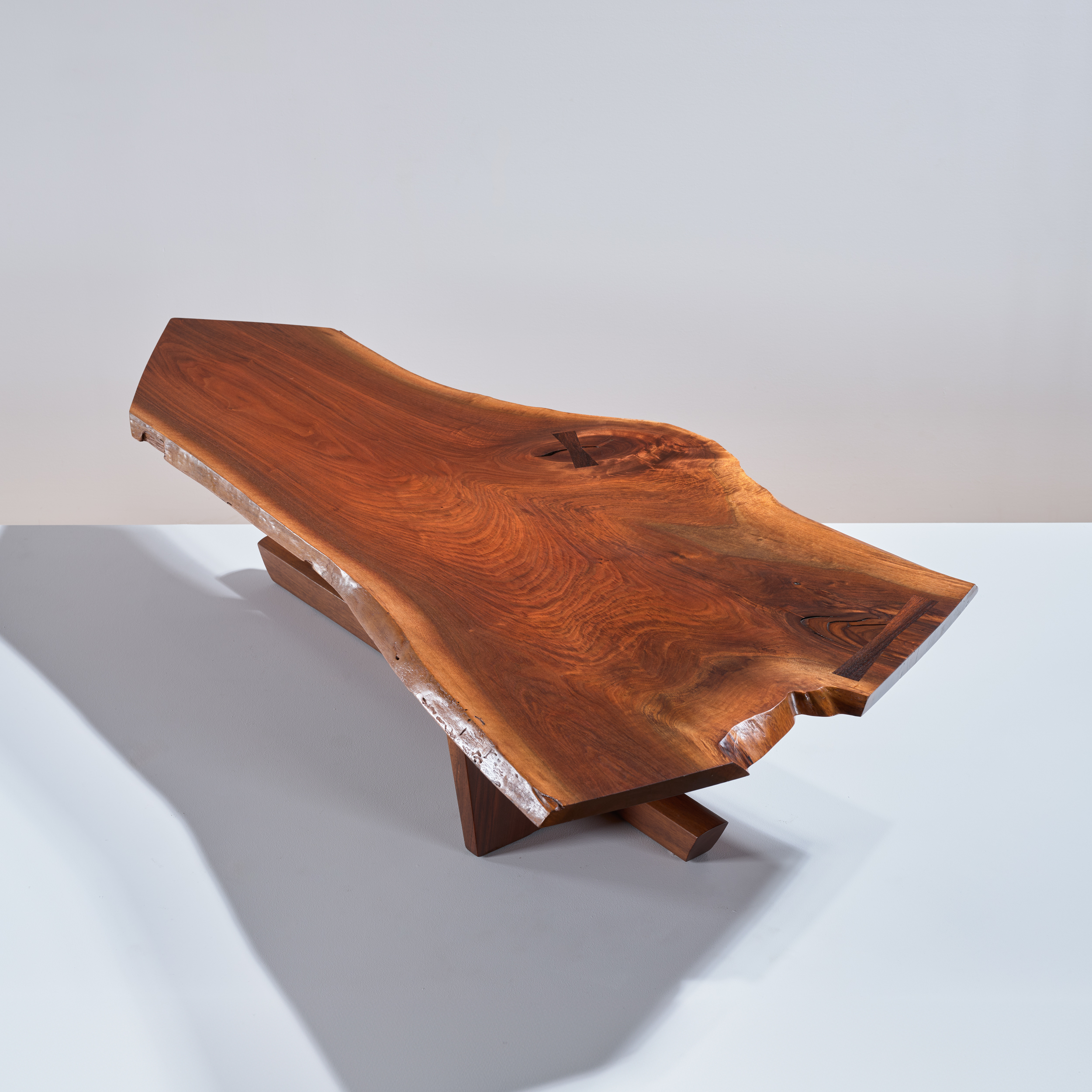 Minguren II Coffee Table - Moderne Gallery