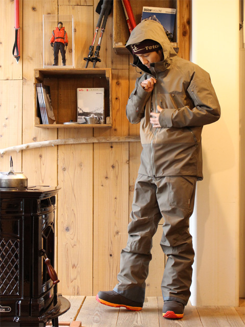 シルエットが本当に良い！Teton Bros.のスノーウェアー TBジャケット