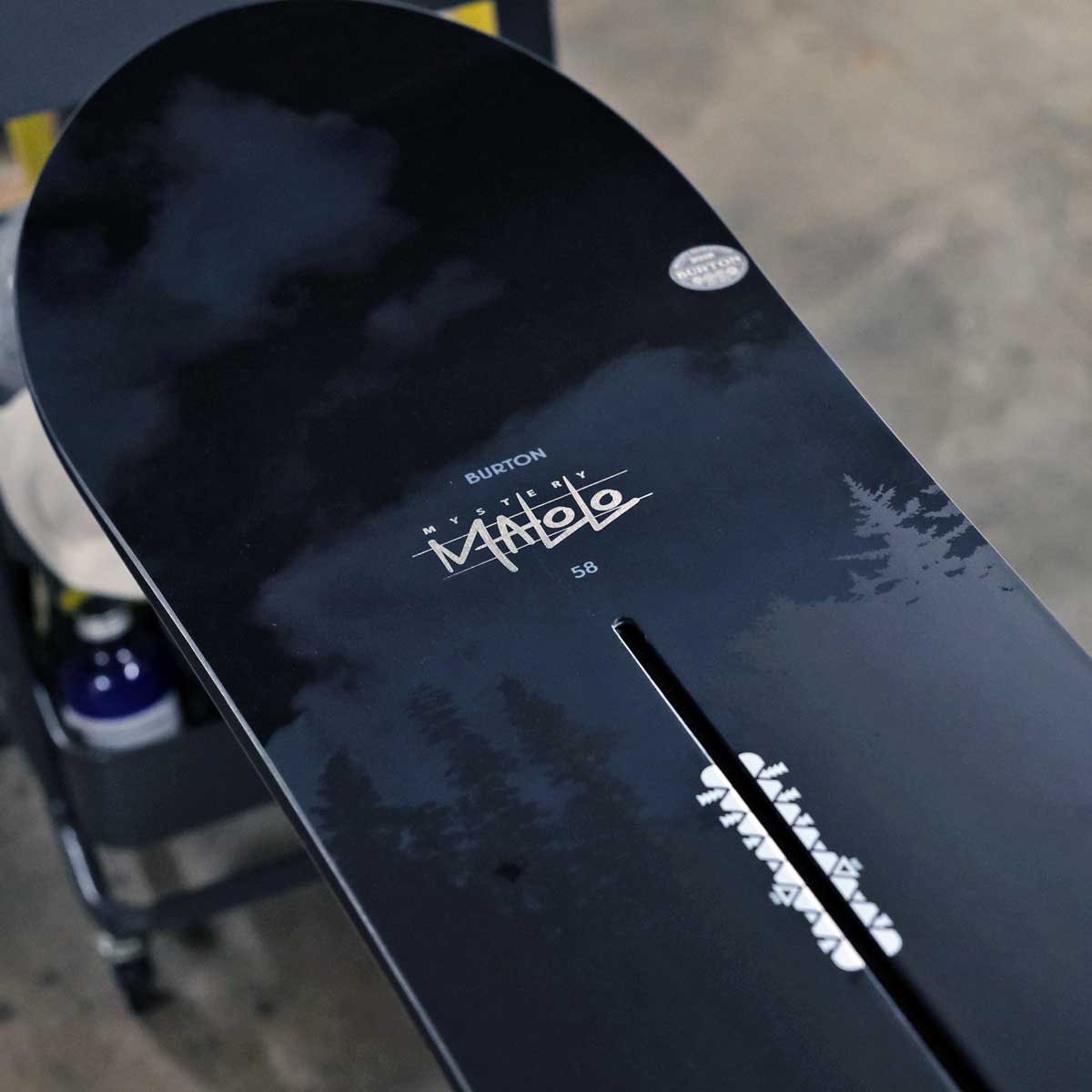 BURTONが作るスノーボードの最高峰、MYSTERYの軌跡 | スノーボード