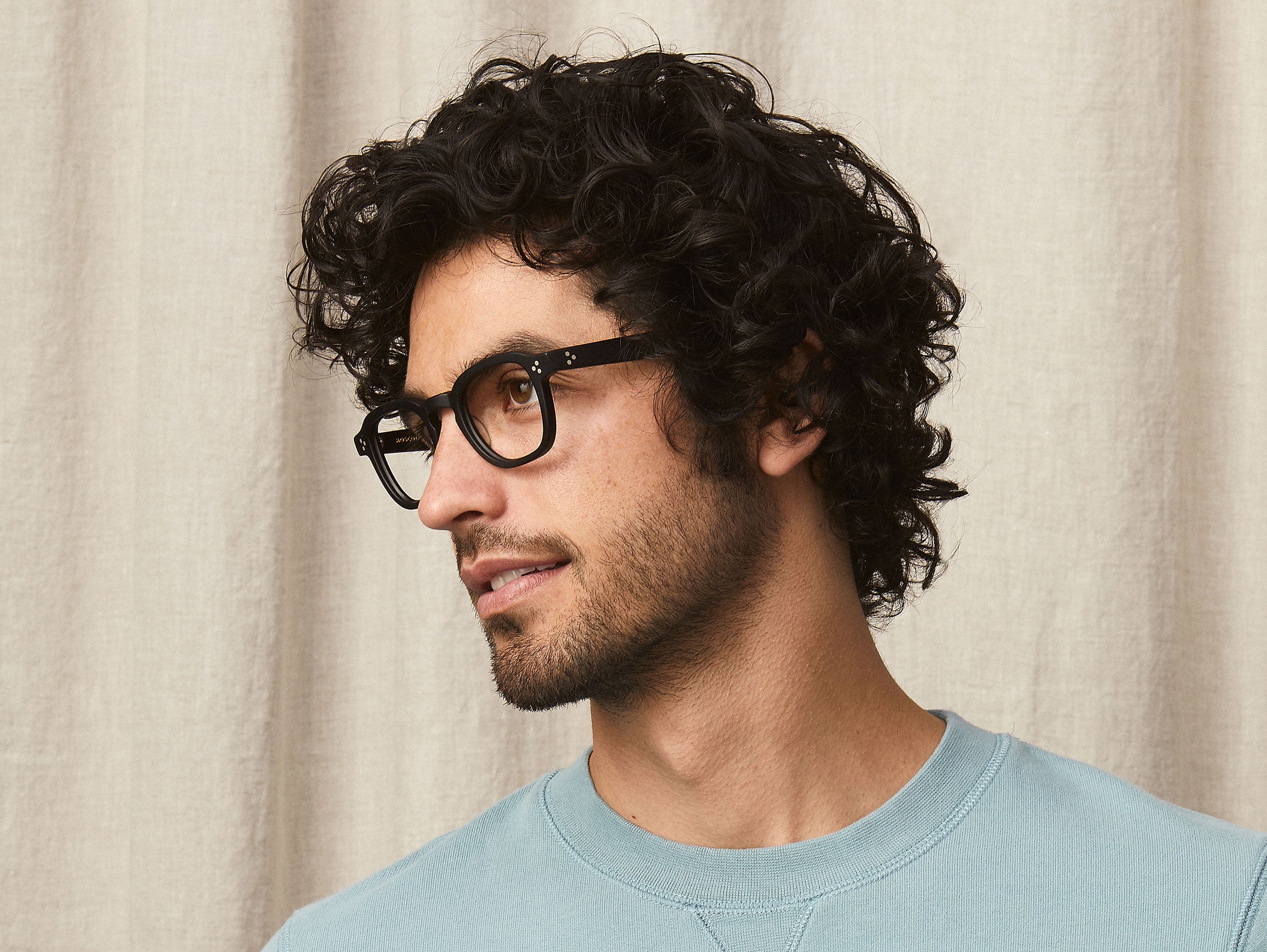 MOMZA | タイムレスなスクエアGlasses| MOSCOT
