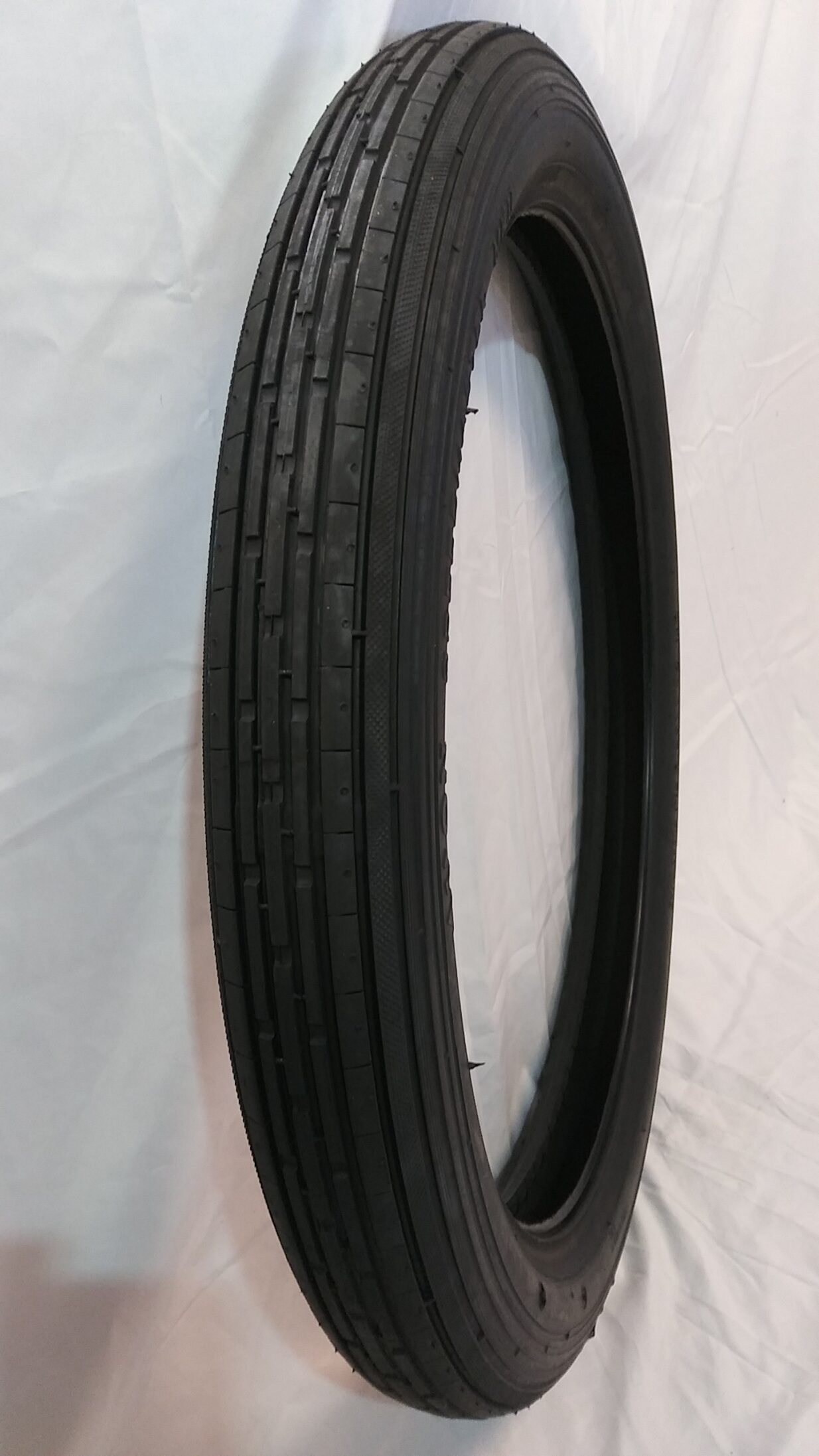 Tire, Avon Speedmaster AM6, 3.25-19 – Morrie's Place Cycle