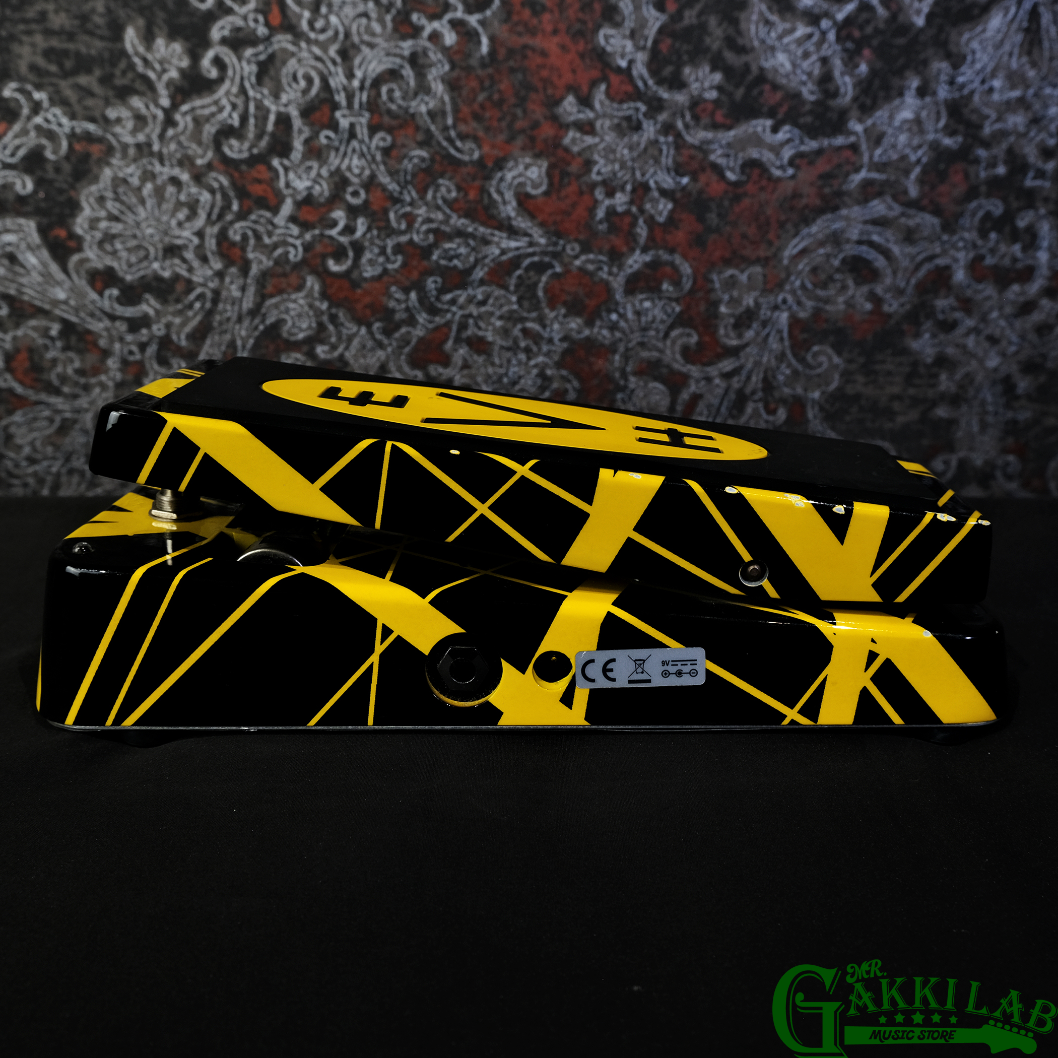 Jim Dunlop EVH-95 Eddie Van Halen Signature Wah | 札幌の楽器屋さん