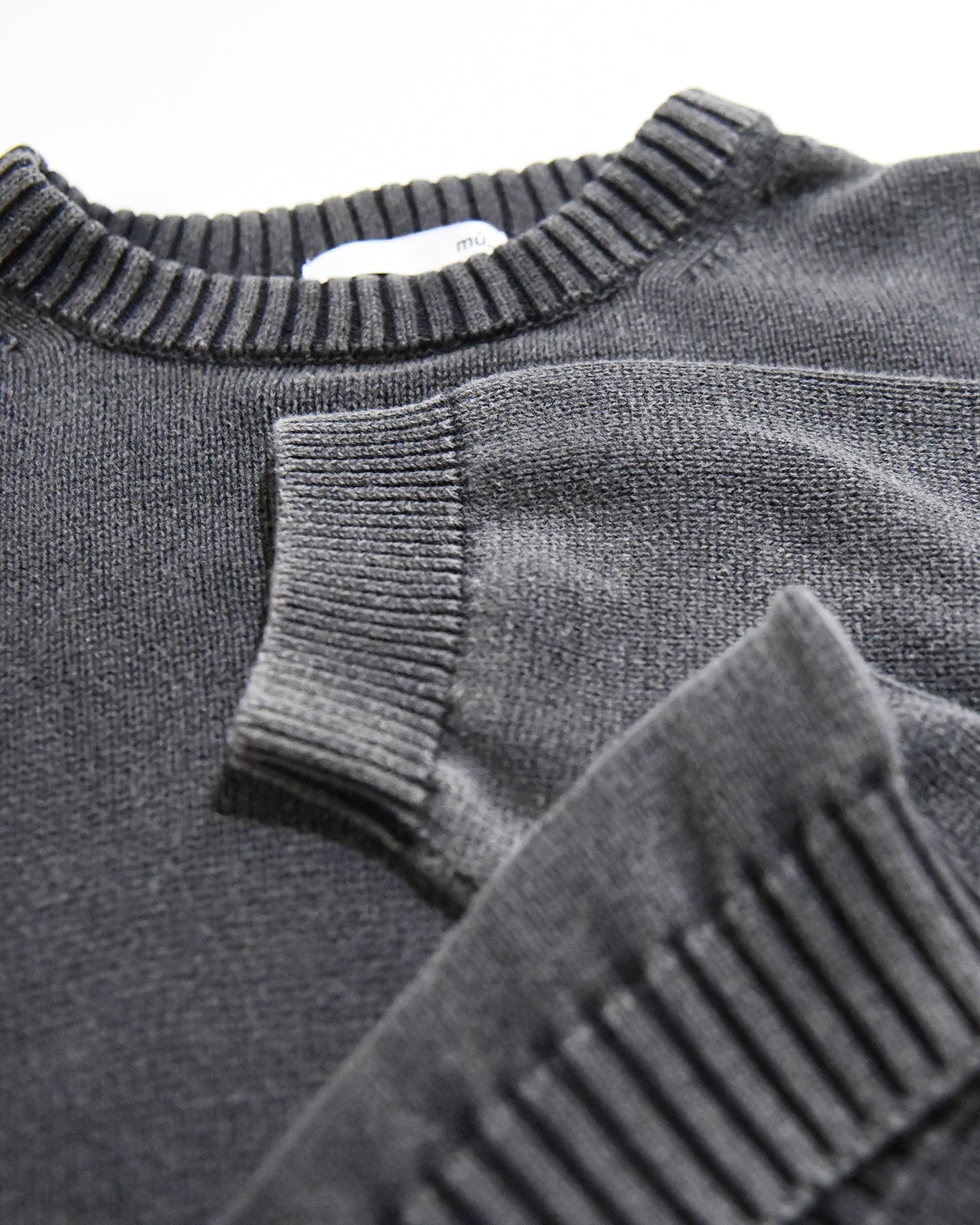 GRAYSCALE SULFUR DYED OVERSIZE KNIT（グレースケール サルファー