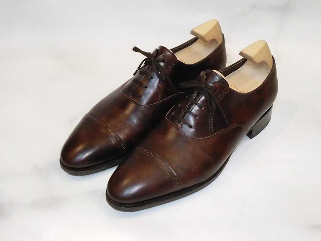 ジョンロブ・フィリップ2のミュージアムカーフ（ダークブラウン