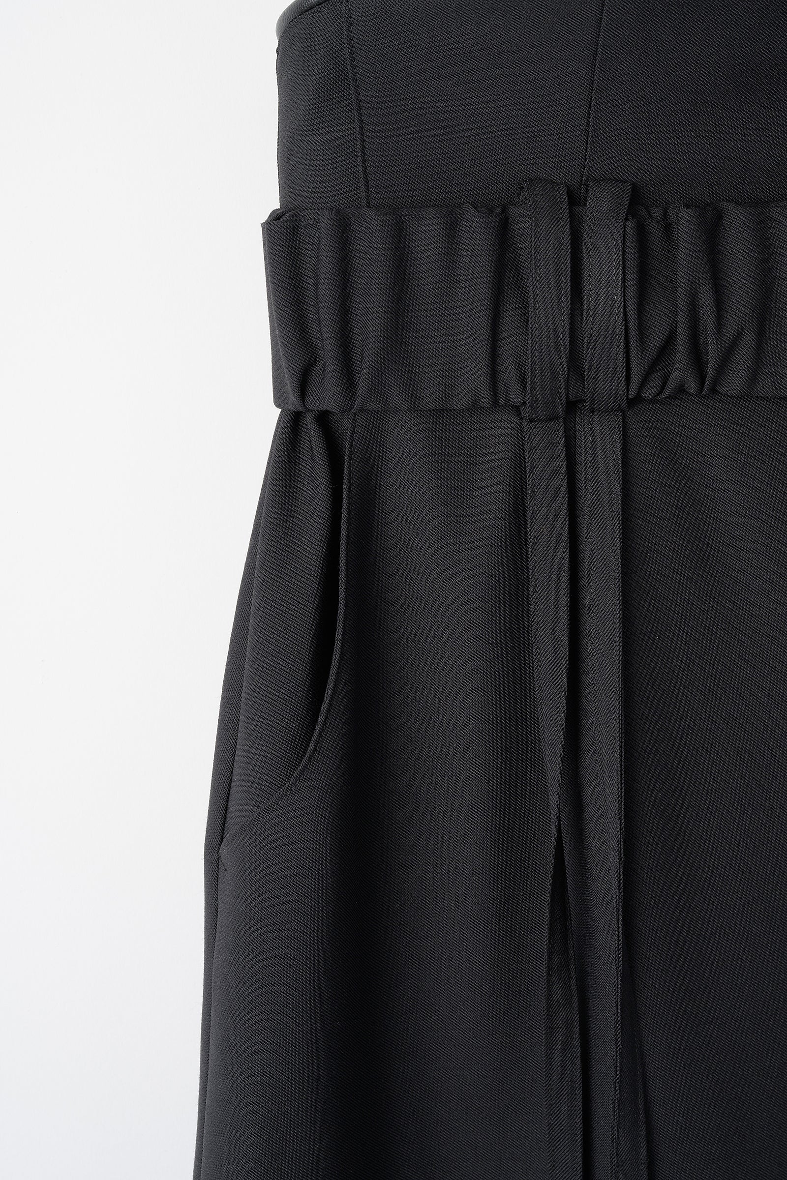 Morpho embroidery skirt (Black)