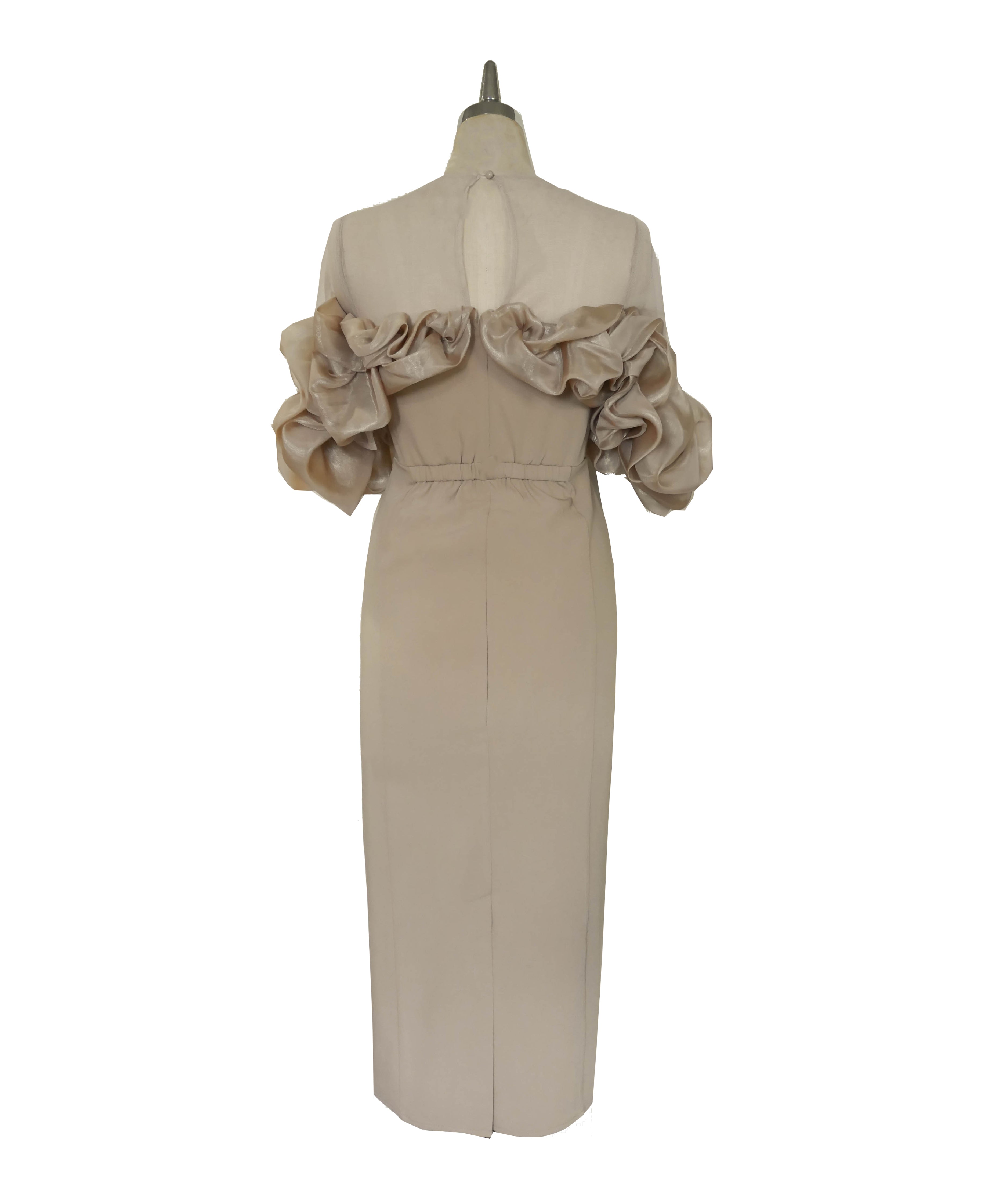 VOLUME RAFFLE DRESS – My shawty