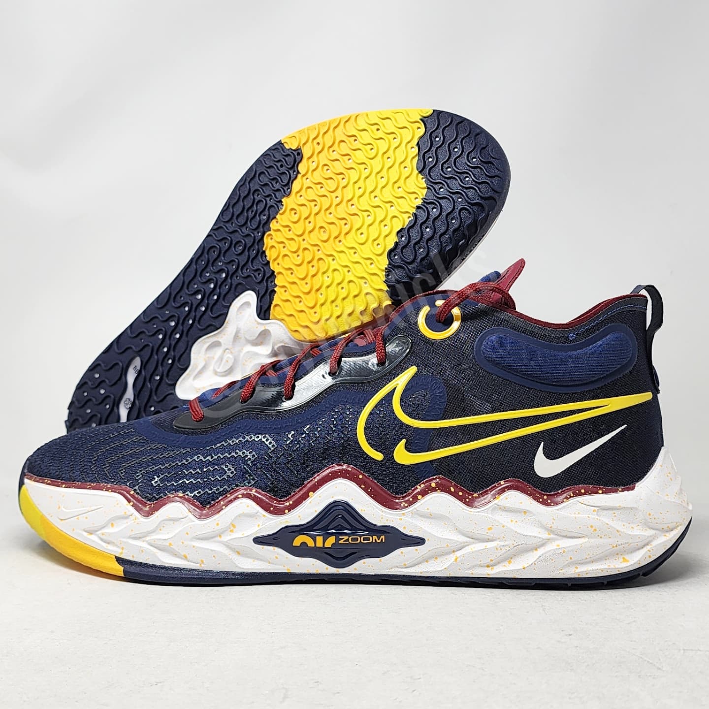 Nike G.T. Run - Kevin Love Cleveland Cavaliers PE – mypekicks