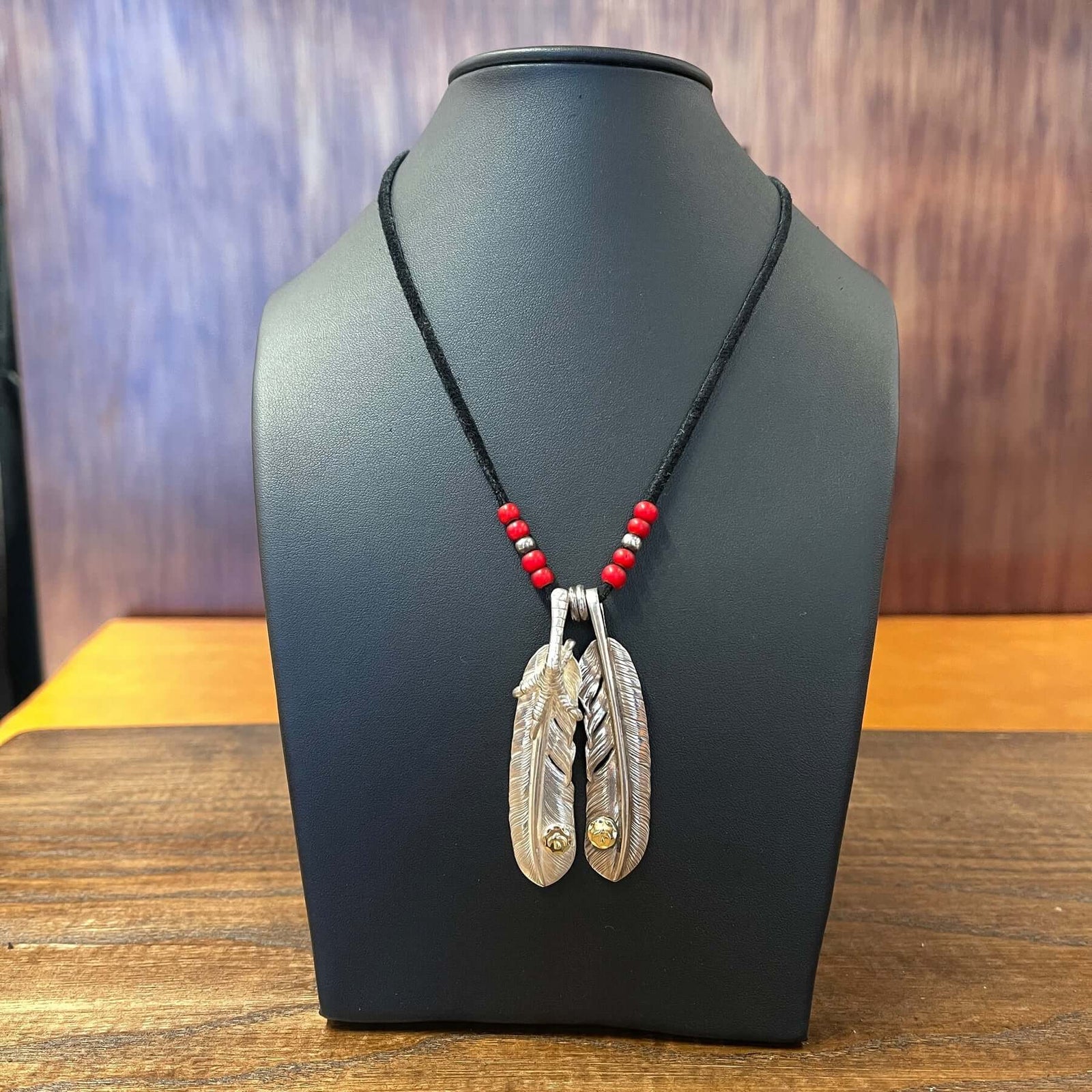 Goros Double Feather Setup With Leather Cord - Native Feather