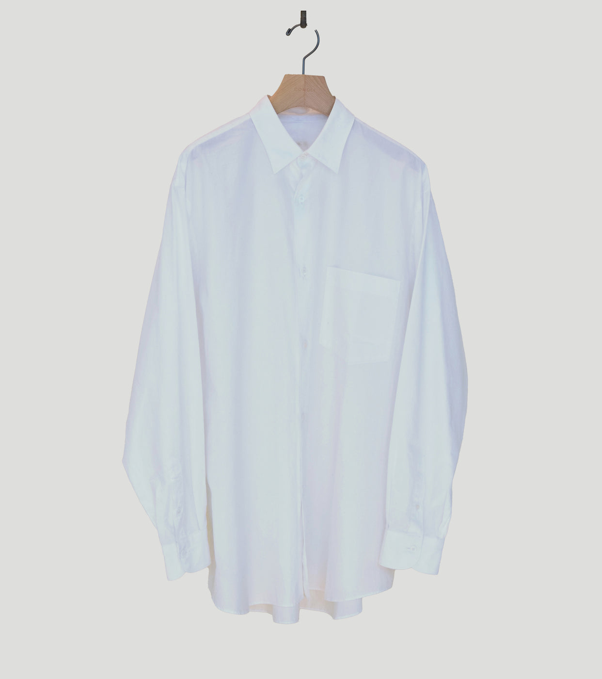 COMOLI コモリシャツ, White – Navyblue