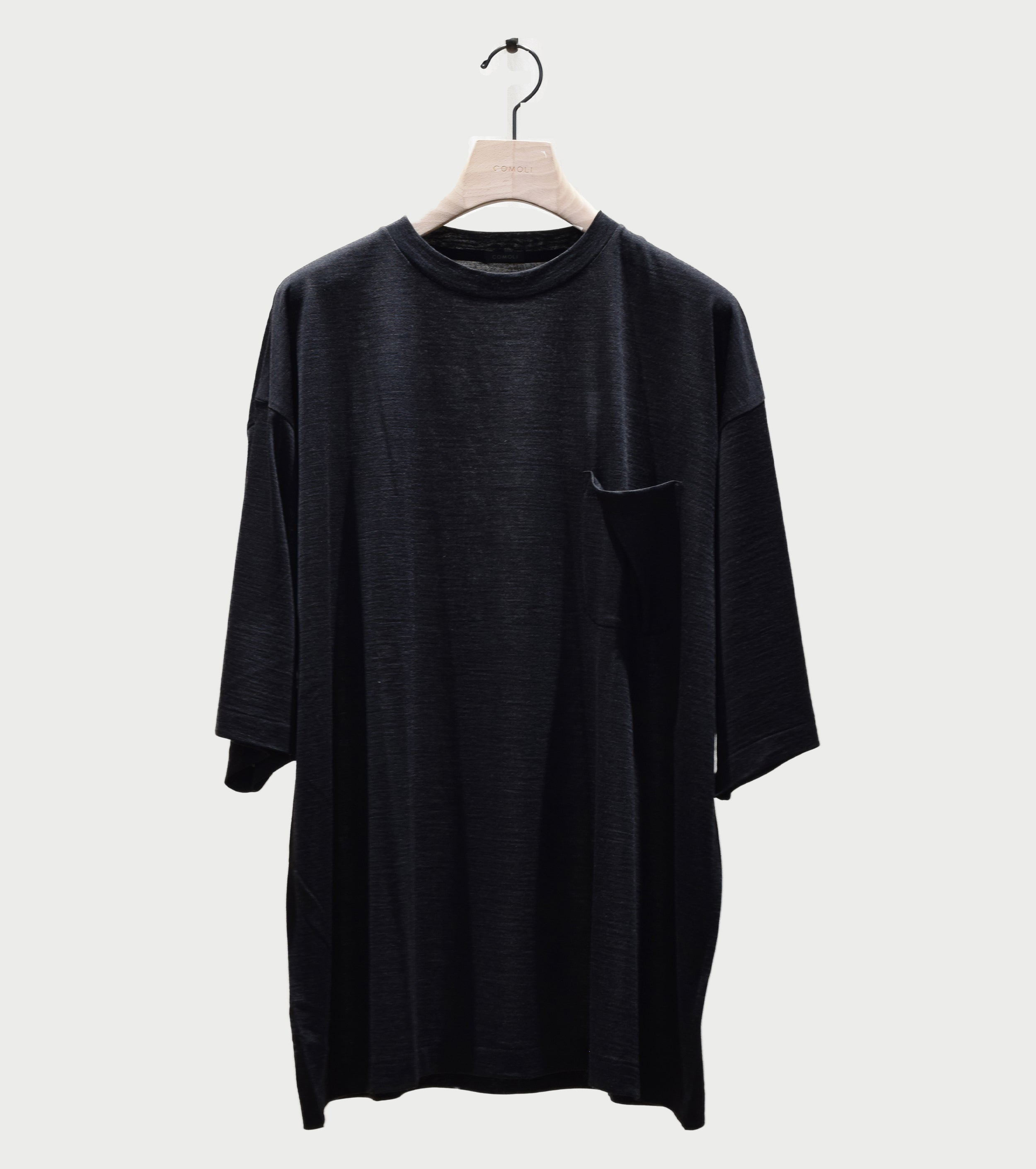 COMOLI サマーウール 半袖 Tシャツ , Charcoal – Navyblue