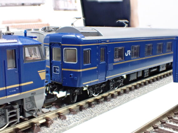 F*V様 KATO 24系北斗星 混成編成TOMIXEF81-133号機（精密加 F*V様 KATO