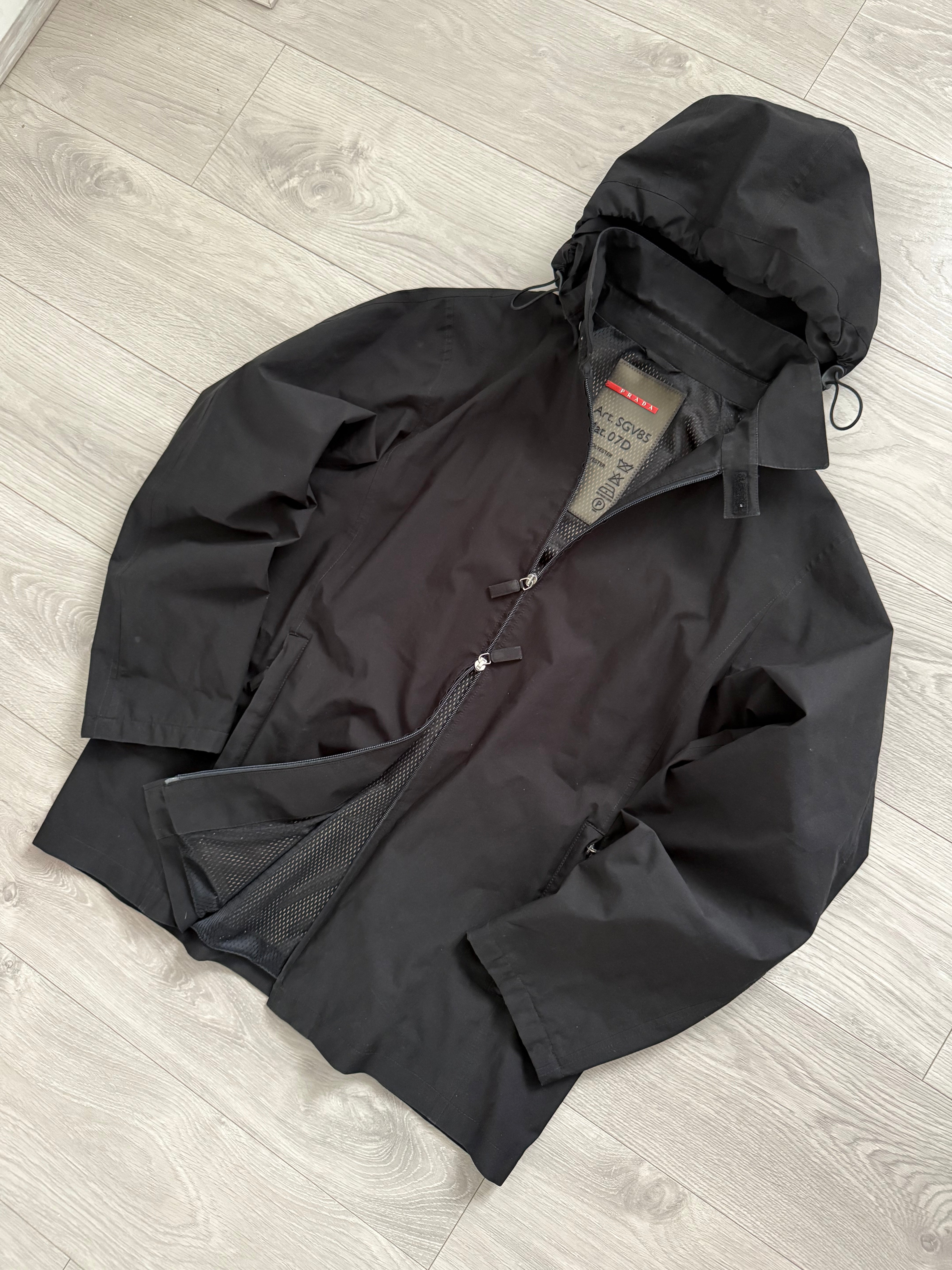 Prada Sport 00s Gore-Tex Technical Jacket - Size M – NDWC0 Shop